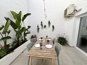 Santo Tomás - Modern Townhouse with Sea Views - LUAL