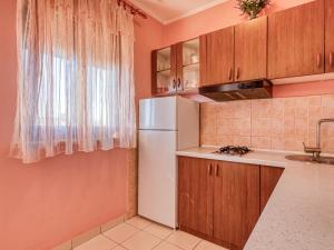 Apartment Nikol-3 by Interhome