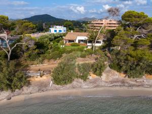 Villa Villa ES Pinaro - Beach Front by PriorityVillas by Interhome