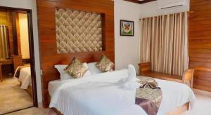 Khum Sai-Ngam Hotel & Resort