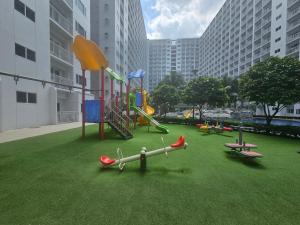 Moa Pasay City Shore Residences Jacob