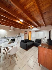 Godoy Cruz Loft - Near Arístides & Parque