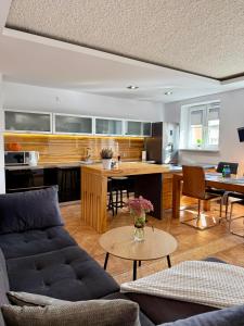AL-Dom Apartamenty Helsinska 7a