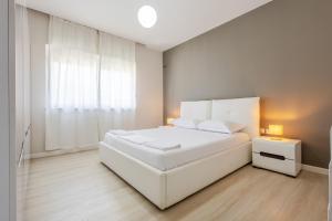 New Bazaar Apartment - Steps from City Center