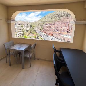 2 Bed Duplex Castle Harbour C207