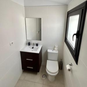 2 Bed Duplex Castle Harbour C207
