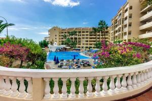 1 Bed Duplex Castle Harbour C119