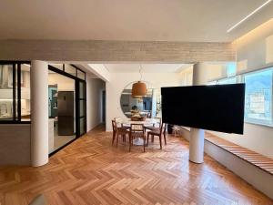Apartamento fantástico com 2 quartos em Ipanema