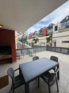 Modern Comfort at Oyster Walk