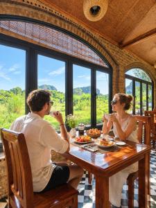 Tam Coc Green Garden Bungalow