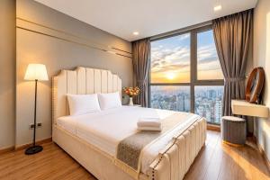 Landmark Aura Suites Vinhomes Central Park