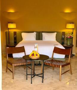 Oasis lodges