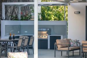 Family Villa Queen Bee, with Private Pool & Ping-Pong table