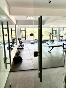 1 Bedroom Furnished Apartment in Kilimani - 2 Bathrooms, Gym & City Views