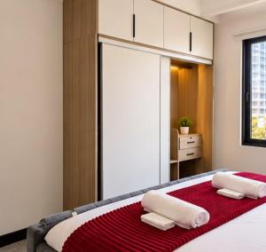 1 Bedroom Furnished Apartment in Kilimani - 2 Bathrooms, Gym & City Views
