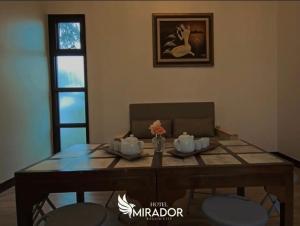 Mira-Dors Homestay