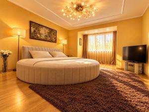 One bedroom king size center