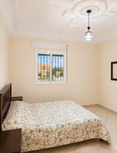 Spacious Villa Apartment with Private Terrace & Reversible AC