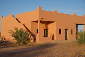 Romana Garden, Guest-Room in local home, Permaculture Oasis, Sahara Experiences