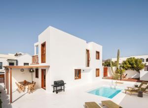 Canaryislandshost I Lumen 2
