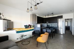 Casa Zia Madda D - Modern - Quiet - Ocean View - Air Conditioning - Big Shared Terrace - BBQ - 1 Minute to Beach