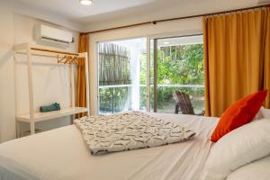 Blue Mango Beach Hotel