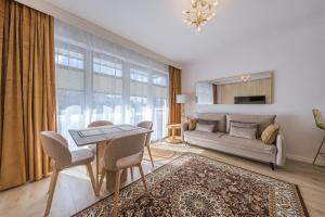 Glow Apartments, Apartament Marina