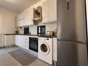 Two-room apartment with a large terrace in the Navigli area