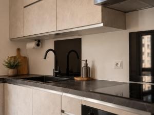 Two-room apartment with a large terrace in the Navigli area