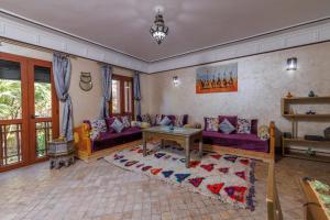 Al Qantara with Terrace and Pool