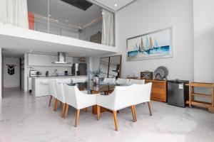 Oceanfront Luxury Penthouse with Terrace 5 Bedrooms