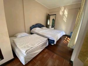 Villa 4 Kamar Tidur Dengan Kolam Renang Pribadi