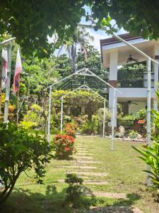 The English Filipina Secret Garden Resort