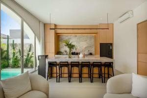Signature 8 - 3BR Villa with Jacuzzi in Ungasan