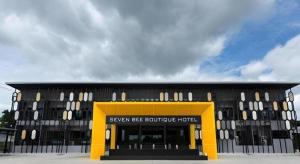 Seven bee boutique hotel