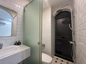 22 Do Quang Dau House Cozy Rooms Group Stays