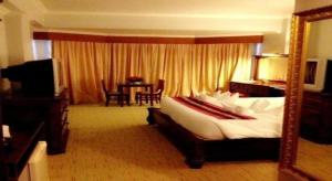 Thepnakorn Hotel