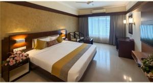 The Hotel Elegance Karuvanchal