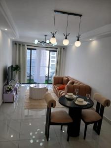 Adorn Sky-lux, Stunning Nairobi City views and gym