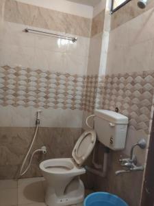 Hotel Y2 Grand Beside Prabhas College