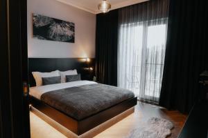 Felix Noir Apartments - Noir 1
