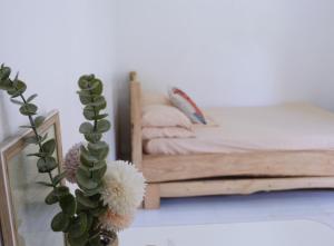 Sunnydale Apartelle -Room Accommodation near Calatagan Beach Resorts