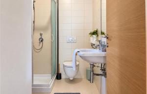 2 Bedroom Amazing Apartment In Banjole