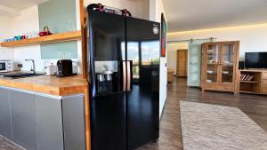 1-Bedroom Apartment in Praha 3 Sleeps 2