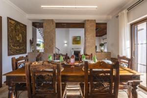 Villa Mangas by Villa Select