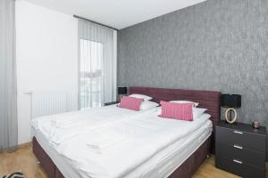 Elisabeth Downtown Apartments by FirstHost