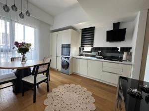 G Tower Residence at Divan Near To Mimar Sinan Metro Station