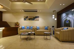 Jewel Suite