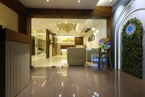 Jewel Suite