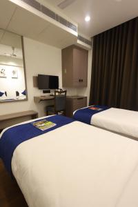 Jewel Suite